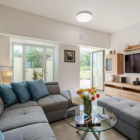 Prora - Wohnung Mit Terrasse - Proras Strandhaus بينز